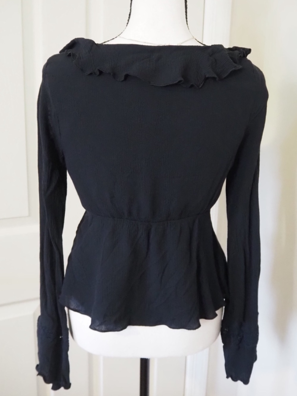 Hollister Black Easy Sleeve Ruffle Baby Doll Lace Paneled Tie Front Top Small View 4